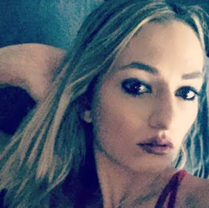 Meet your Posher, Paulina